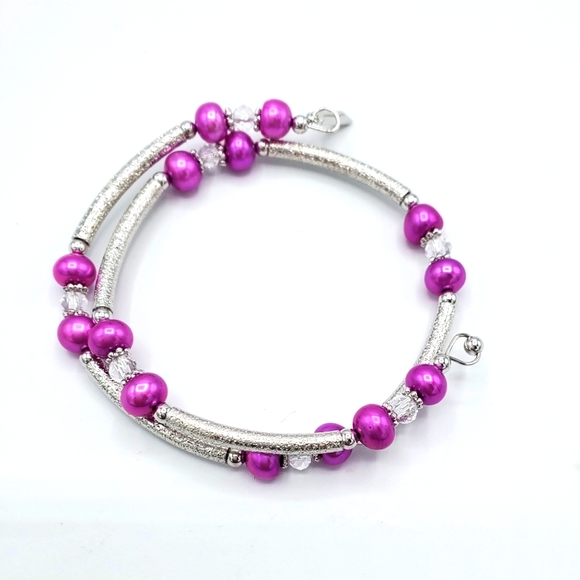 3/$35 💗 Swarovski Genuine Cultured Pearl Bracelets - Picture 2 of 3